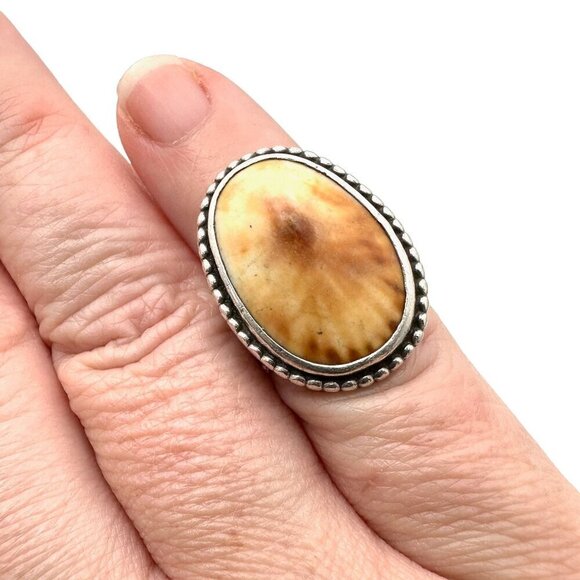 Hallmarked Native American Shell Ring Sterling Silver Size 4.5 - Picture 1 of 6